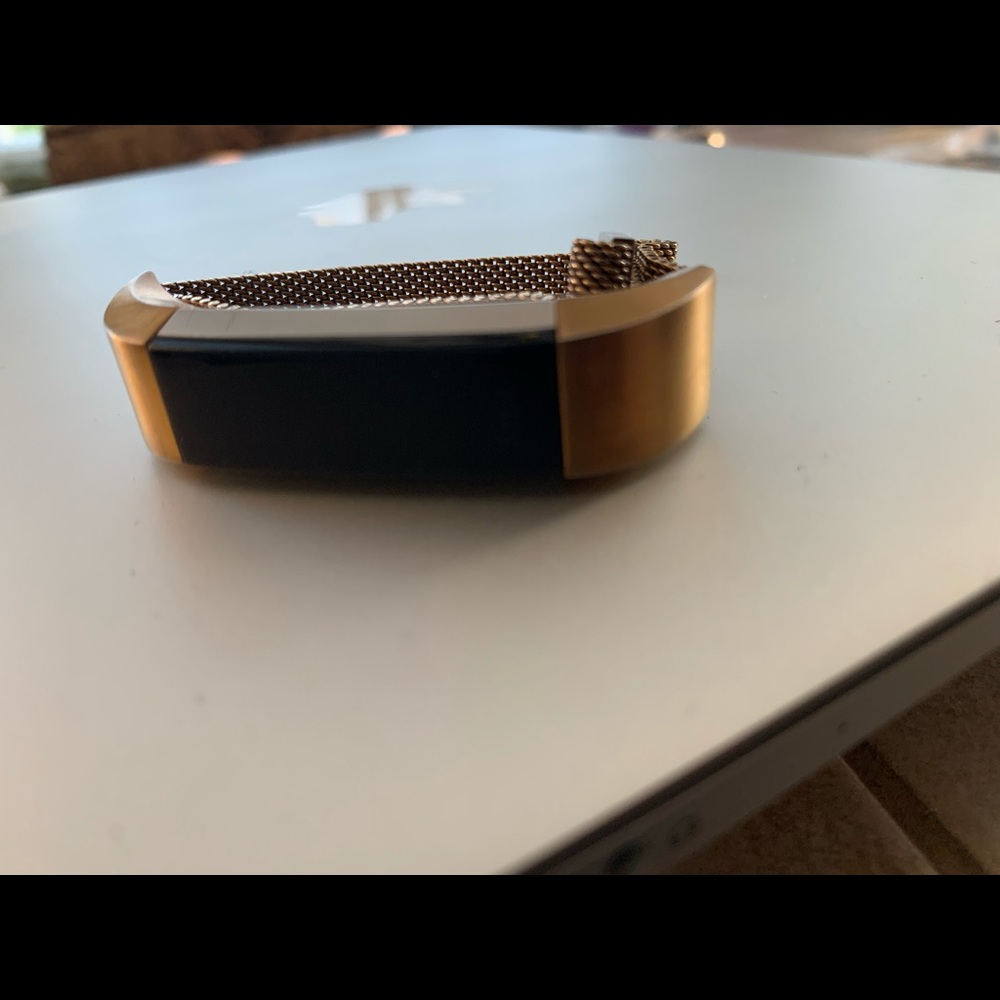 FitBit Alta HR